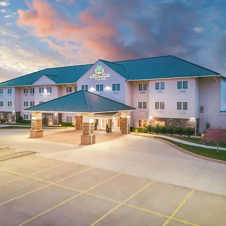 Best Western Plus Green Mill Village Hotel & Suites