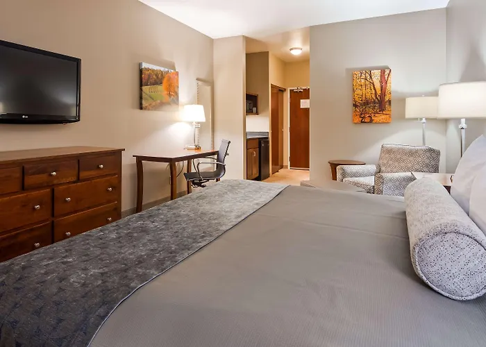 Western Mill Village & Hotel 3*