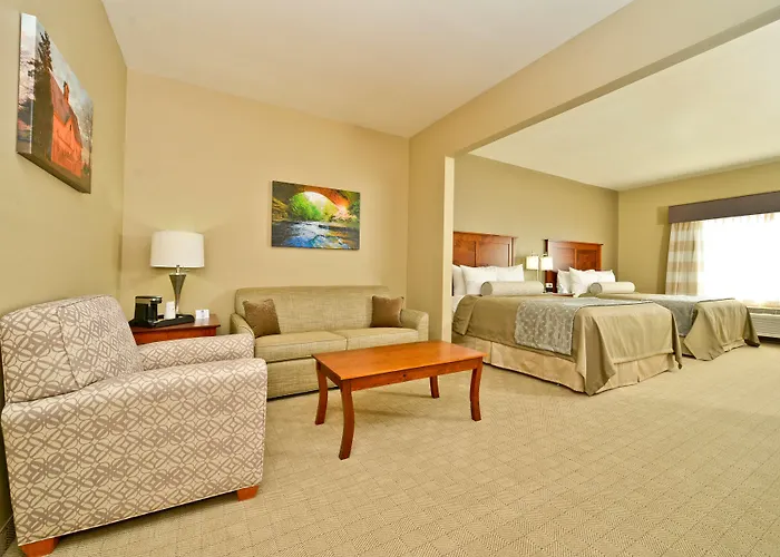 Western Mill Village & Hotel