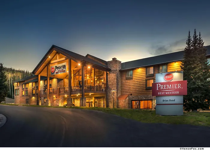 Western Mill Village & Hotel
