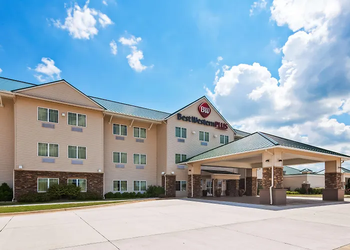 Western Mill Village & Hotel
