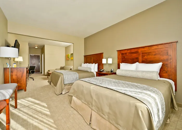 Western Mill Village & Hotel